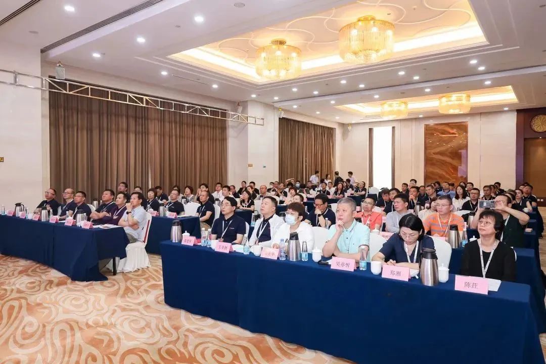 少妇真人直播免费视频
